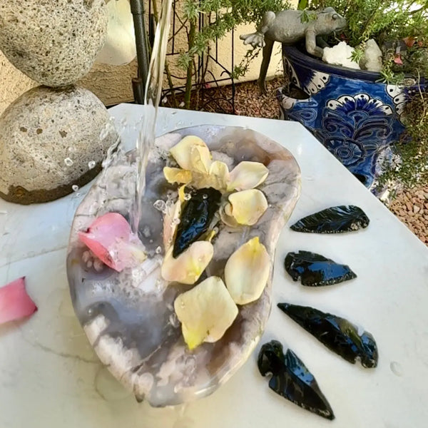 Obsidian Arrowheads - Image #2