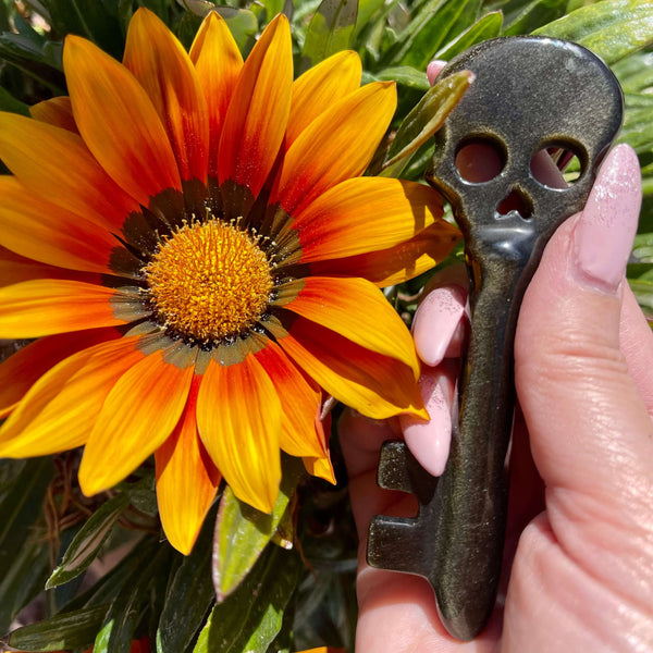 Golden Sheen Obsidian Skeleton Key - Image #1