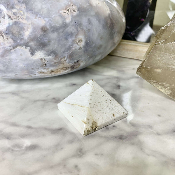 Scolecite Pyramids