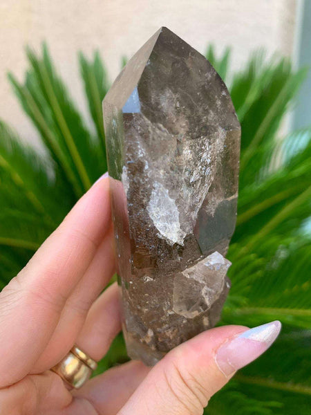 Smoky quartz point