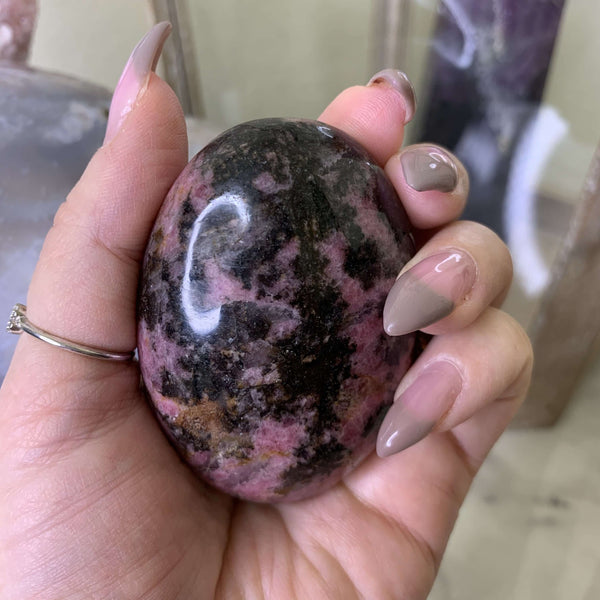 Rhodonite Palmstones