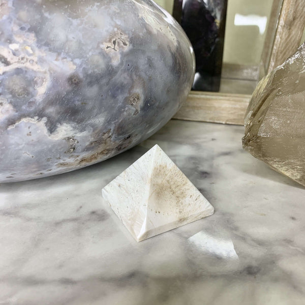 Scolecite Pyramids