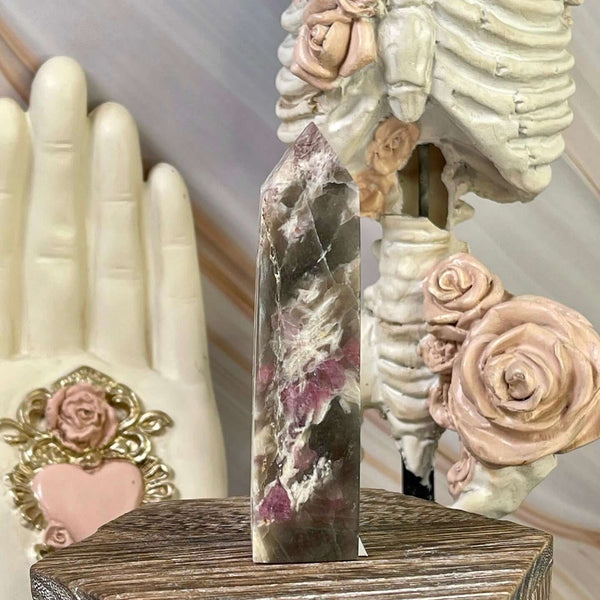 Unicorn Pegmatite Points - Image #3