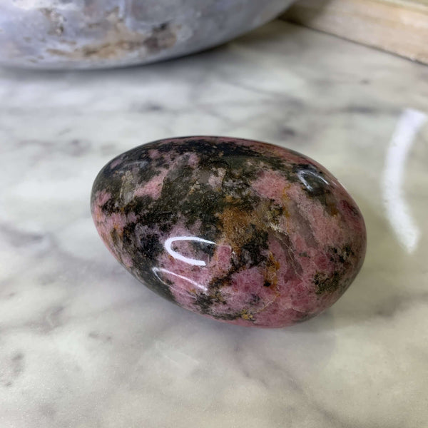 Rhodonite Palmstones