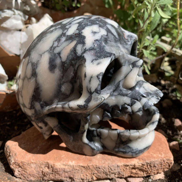 Yuncai Jade Hollow “Singing” Skull