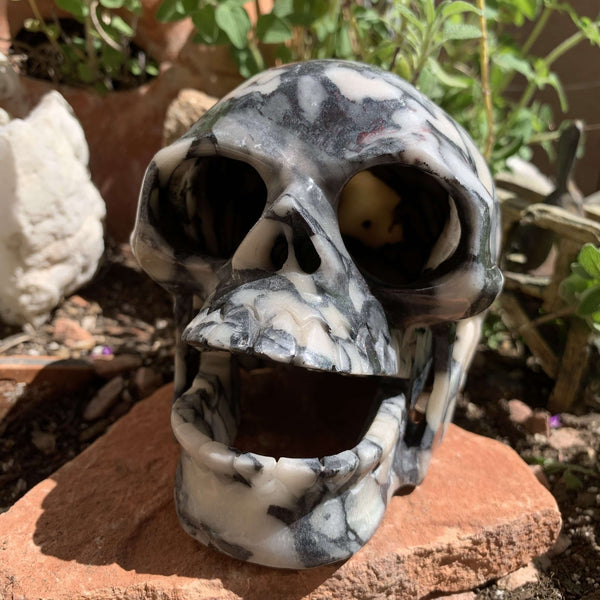 Yuncai Jade Hollow “Singing” Skull